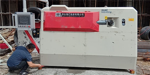 中國建筑第八工程局采購一臺12S型鋼筋數控彎箍機